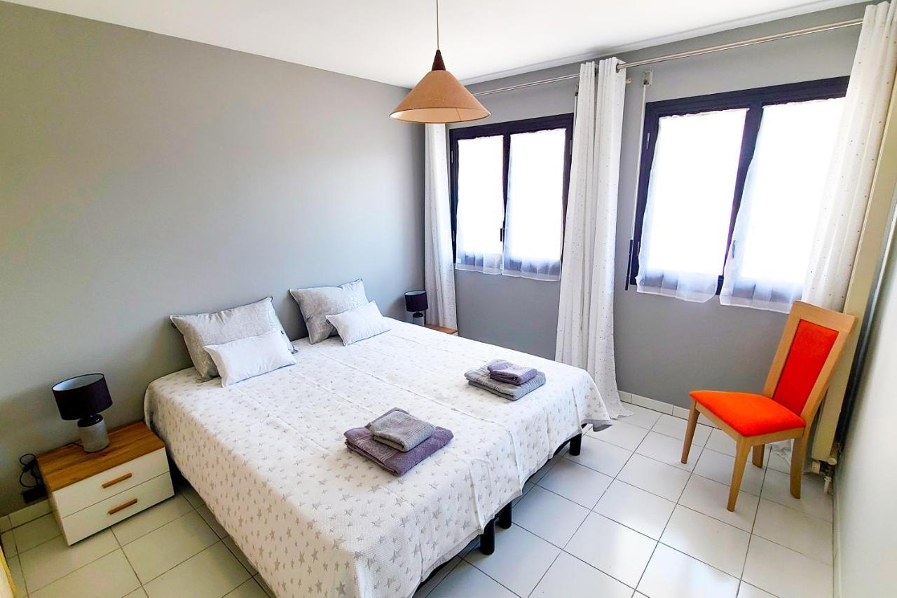 Apartmán Regard Sur Les Remparts - Terrasse & Parking Avignon Exteriér fotografie
